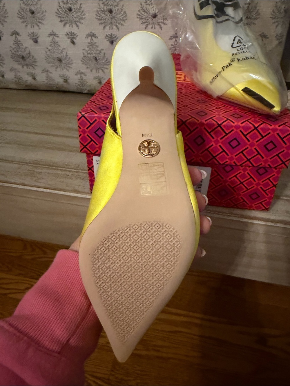 Tory Burch Bright Yellow Satin Slingback Pumps with Pale Pink Heel - Picture 3 of 3